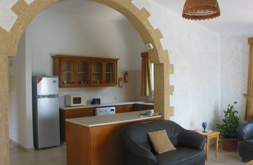 Pegeia Villa | Bungalow, en-suite, sea view, pool, walking distance, peacefull & quiet