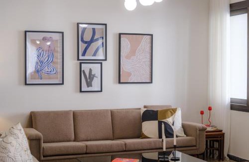 Old Town House | Casa Centrale by Nomads - 2BD Home with Workspace