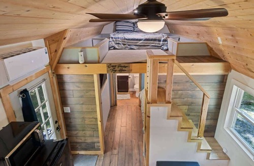 Cullowhee House | Casey Paradise Tiny Home Mountain Retreat near WCU