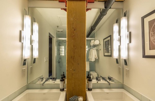 Downtown Edmonton Apartment | Central District J.D. Loft w/ AC, UG Parking
