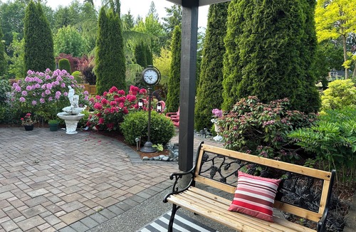 Mill Bay Apartment | Charming Mill Bay 2 Br Suite
