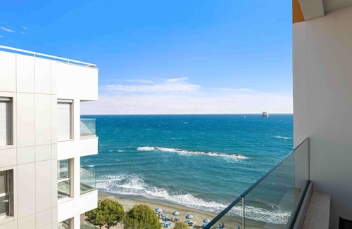Historical Center Apartment | Coastal Seaside Residences 04