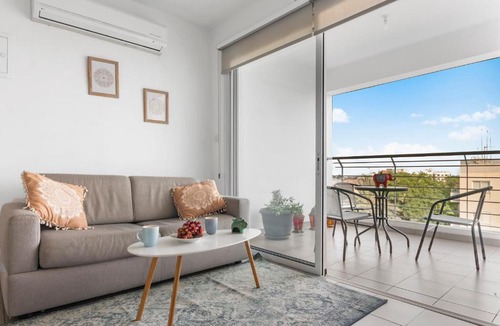 Lykabittos Apartment | Cozy Atelier*Nicosia City*Free Parking & Wifi Welcomes U!!!