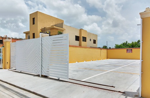 Corales del Sur Apartment | Cozy Studio Kitchen Fast 300 Mbps Wi-Fi Near SDQ Airport Santo Domingo Este