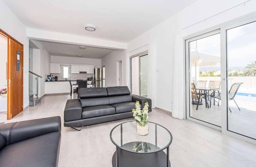 Pegeia Villa | Demitrios Vine - Three Bedroom Villa, Sleeps 6