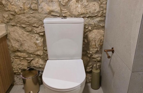 Agios Therapon House | Estia Mylona