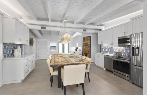 Villa Segunda House | Gulf Front Beach Cottage | Sleeps 10 | Family Friendly
