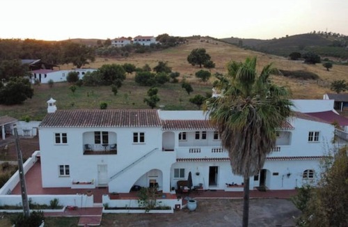 Bensafrim Apartment | Herdade do Castanheiro E, Bensafrim quiet country life a few minutes from Lagos.