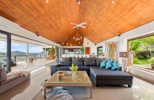 Bophut Hills Villa | Here and Now Luxurious Sea view & Spa Villa