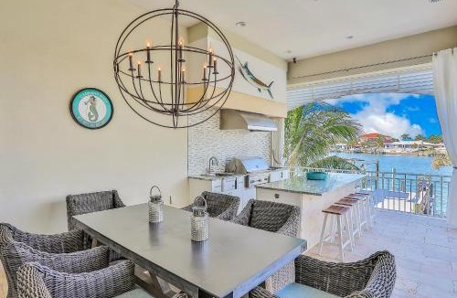 Island Estate House | Island Estate Waterfront Villa