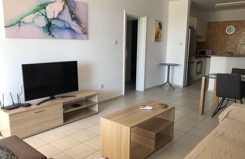 Paphos Apartment | Kings Palace: Large 2BR Apt | Opp. Beach | Pool