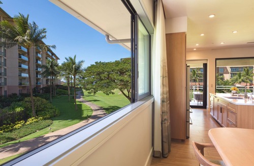 Honokowai Villa | KLVR welcomes you to Luana Garden Villa 1C upper level with partial ocean view