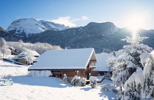 Rovagny House | L'abri de Saint-Germain, between lake and mountains
