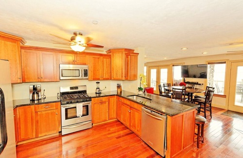 Saratoga Springs Condo | LAKEFRONT, Dock, Near Restaurants, Track & Downtown Saratoga Springs!