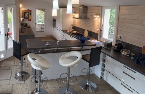 Cotignac House | Large villa, 6 to 15 people on the edge of the forest and river with heated pool