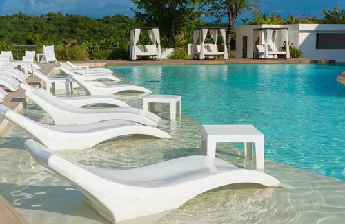 Las Terrenas Apartment | Las Terrenas Oasis: Private Pool, Jacuzzi