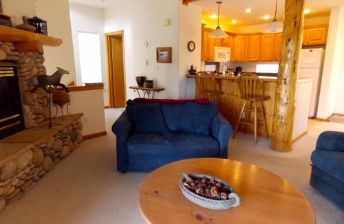 Dillon House | Lookout Ridge Townhome In the Heart of Summit County