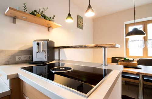 Maxlrain Apartment | Lorenz "Kaiserblick" vacation apartment for 4 people with balcony