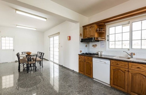 Pegeia Villa | Luxury, Modern Villas with private pool & garden in Coral Bay area