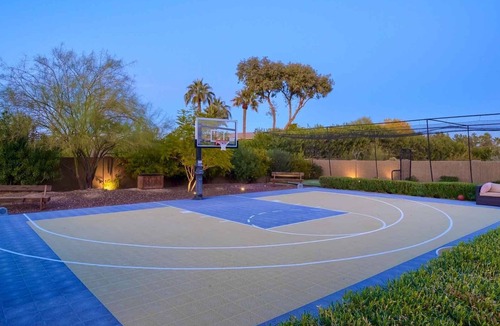 Paradise Valley House | Luxury Oasis - 7BR Estate w/Lazy River, Pool, Spa & Sport Court