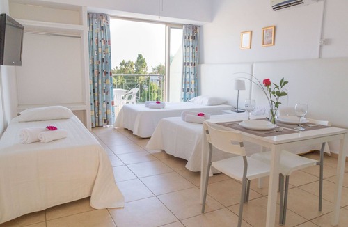 Paphos Apartment | mit Terrasse by Interhome