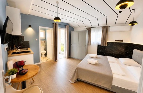 Limassol Apartment | Modern Studio Nr12 private Kitchenette, Bathroom, Balcony