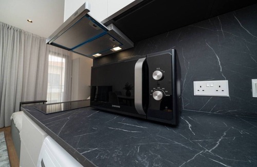 Historical Center Apartment | New Centre Studio with Balcony