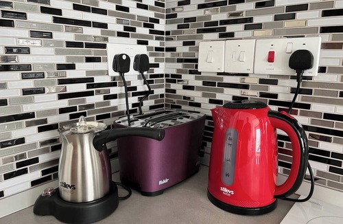 North Nicosia Apartment | North Lefkosa 2 Bedroom New full equipment kitchen