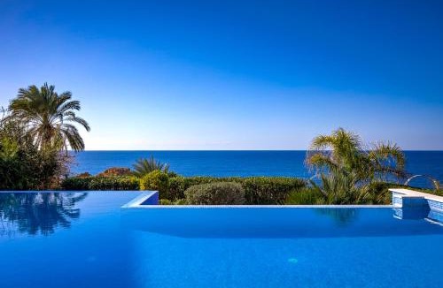 Kissonerga Villa | Olymp Luxury Villa А - Beachfront Luxury Living