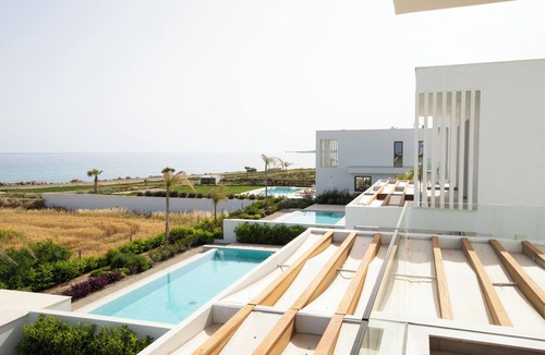 Softades Villa | Phaedrus Living: Serenity Waves Villas No.8