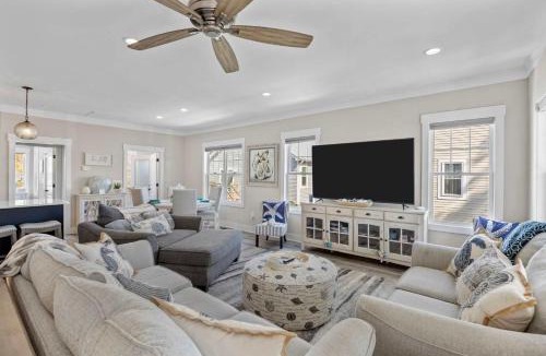 Tranquil Harbour House | Pool Spa Fire Pit & More at this OKI Escape