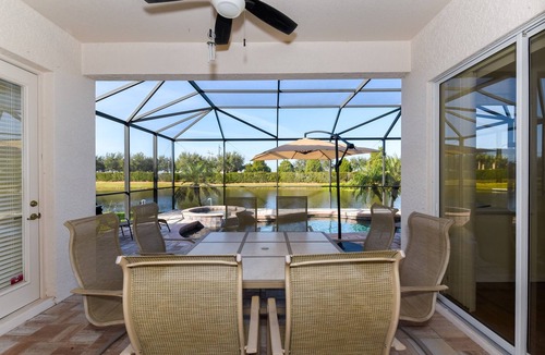 Braden River Villa | Pool & Spa Villa | Golf Cart | Pet Friendly