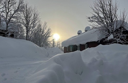 Hol Cabin | Rett i Løypen