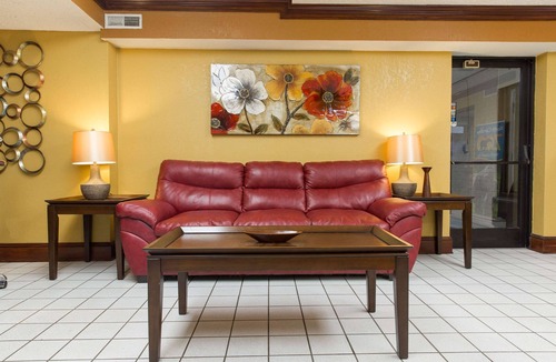 Archdale Hotel | Rodeway Inn High Point - Archdale