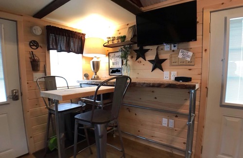 Peach Glen Cabin | Rustic Primitive Tiny House Cabin