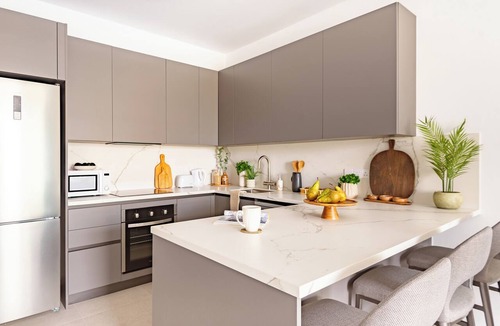 Vasa Koilaniou Apartment | Sanders Limassol Park - Elegant 1 bdr apt with balcony