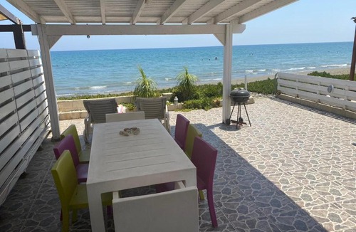Meneou Villa | Seafront Beach House