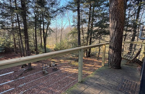 Deerbrook Cabin | Secluded Treehouse w/River & Trail Access