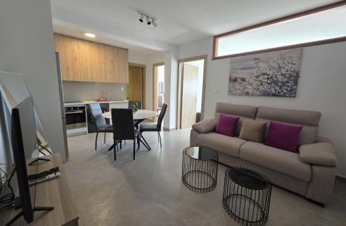 Old Town Apartment | Spacious Two Bedroom Suites in Old Town