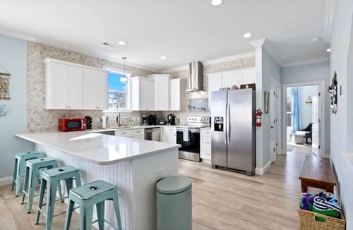 Wilmington Beach Villa | Steps from beach and boardwalk!