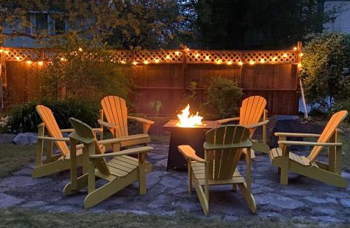 Shelburne Apartment | Steps to the Waterfront