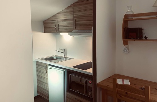 Brides-les-Bains Apartment | Studio-Comfort-Ensuite with Shower-Balcony-Vue Montagne 2 adlt 2 enf