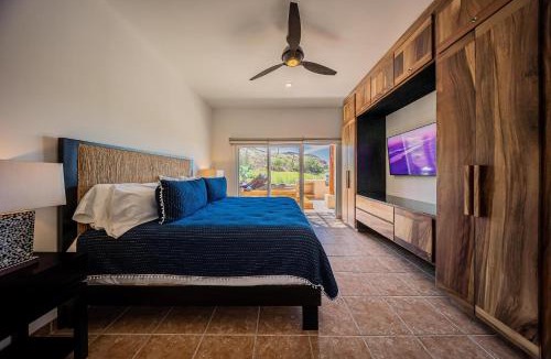 La Paz Villa | Stunning Golf Front Villa with Jacuzzi & Sunset Views in Puerta Cortés | Beach Club – 26C