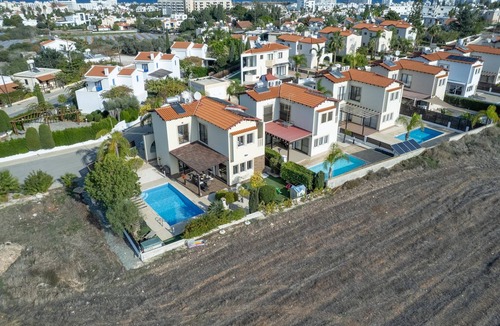 Protaras Villa | Sunnyside Villa - Charming Protaras Centre Getaway
