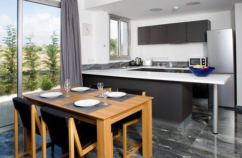 Paphos Villa | Superb beach villa - 2 bedrooms (202) Modern HEATED Pool, Villas for GROUPS (1)