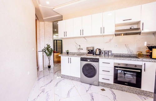 Tassoultante Apartment | Traditional/Modern Apartment, Full A/C, 10m to Airport, 15m to centre.