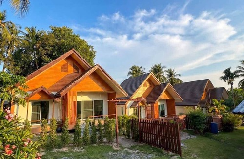 Srithanu Villa | Triangle Villa