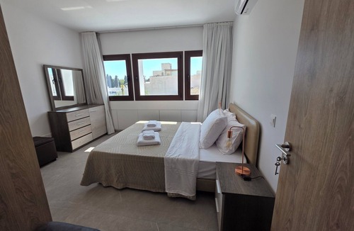 Old Town Apartment | Two-Bedroom Suites by Kentrikon 1924 Boutique Hotel, Old Town