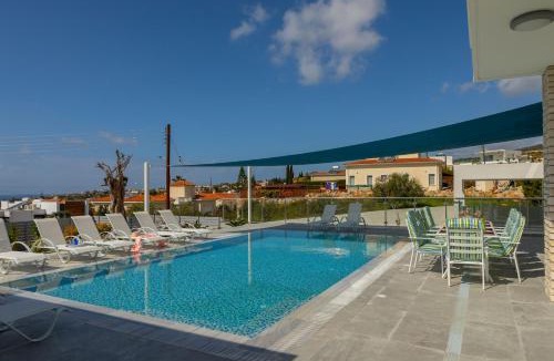 Peyia Town Villa | Villa Aldebaran