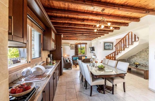 Argaka Villa | Villa Antonis - Three Bedroom Villa, Sleeps 6